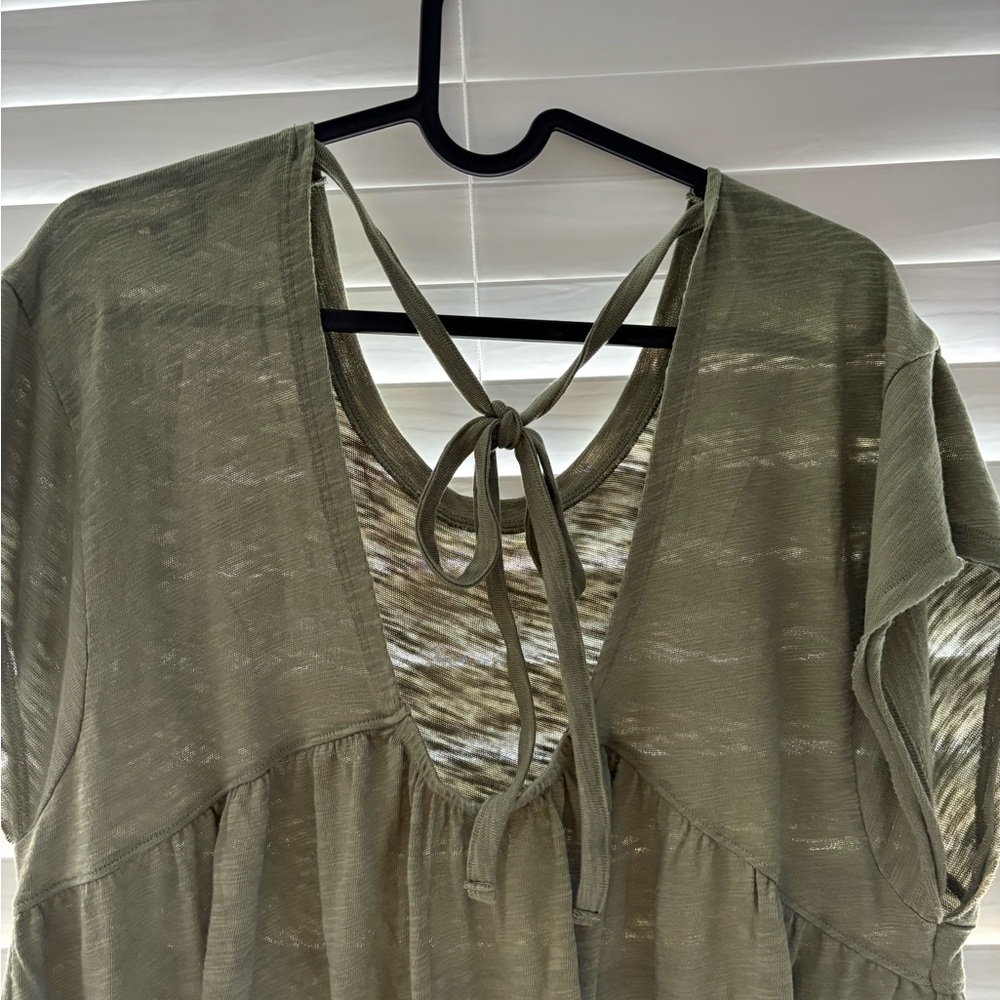 American Eagle Top - Picture 5 of 5